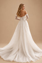 Rutipo White Ball-Gown Sweetheart Sleeveless Court Train Satin Wedding Dresses With Appliques Lace Flower(s)