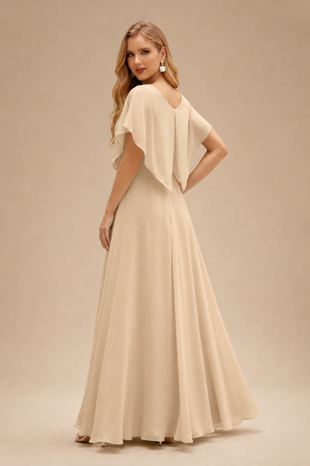 Rutipo Champagne A-Line Sweetheart Illusion Neck Long Sleeves Short Mini Elastic Satin Wedding Dresses With Appliques Lace