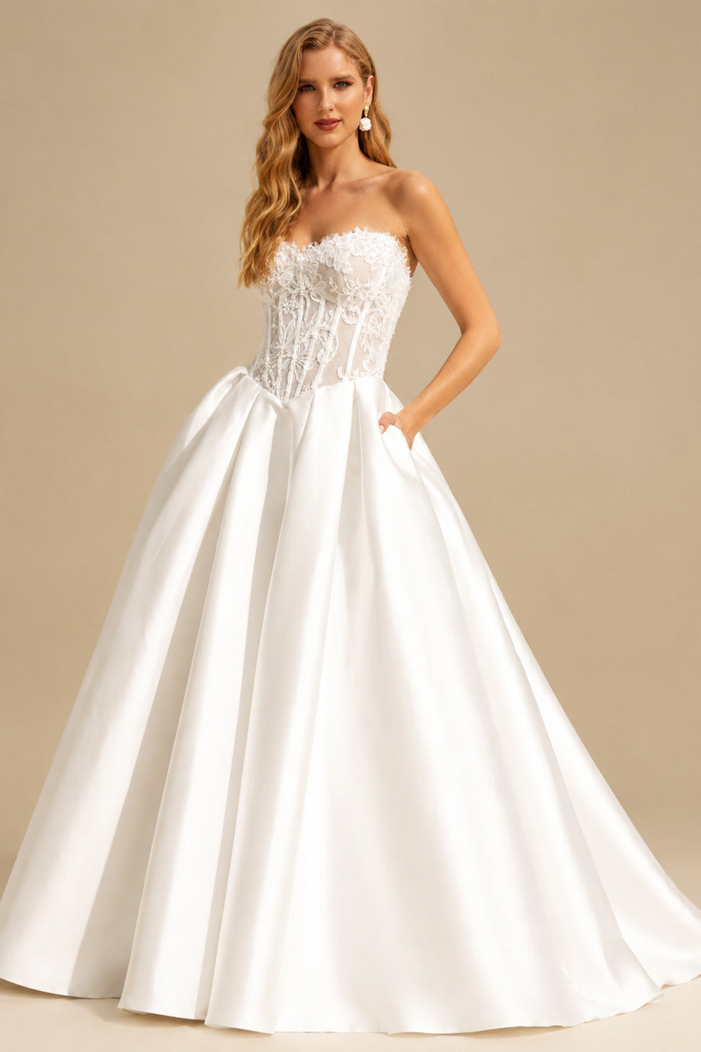 Rutipo White Ball-Gown Strapless Sleeveless Chapel Train Matte Satin Wedding Dresses With Pockets