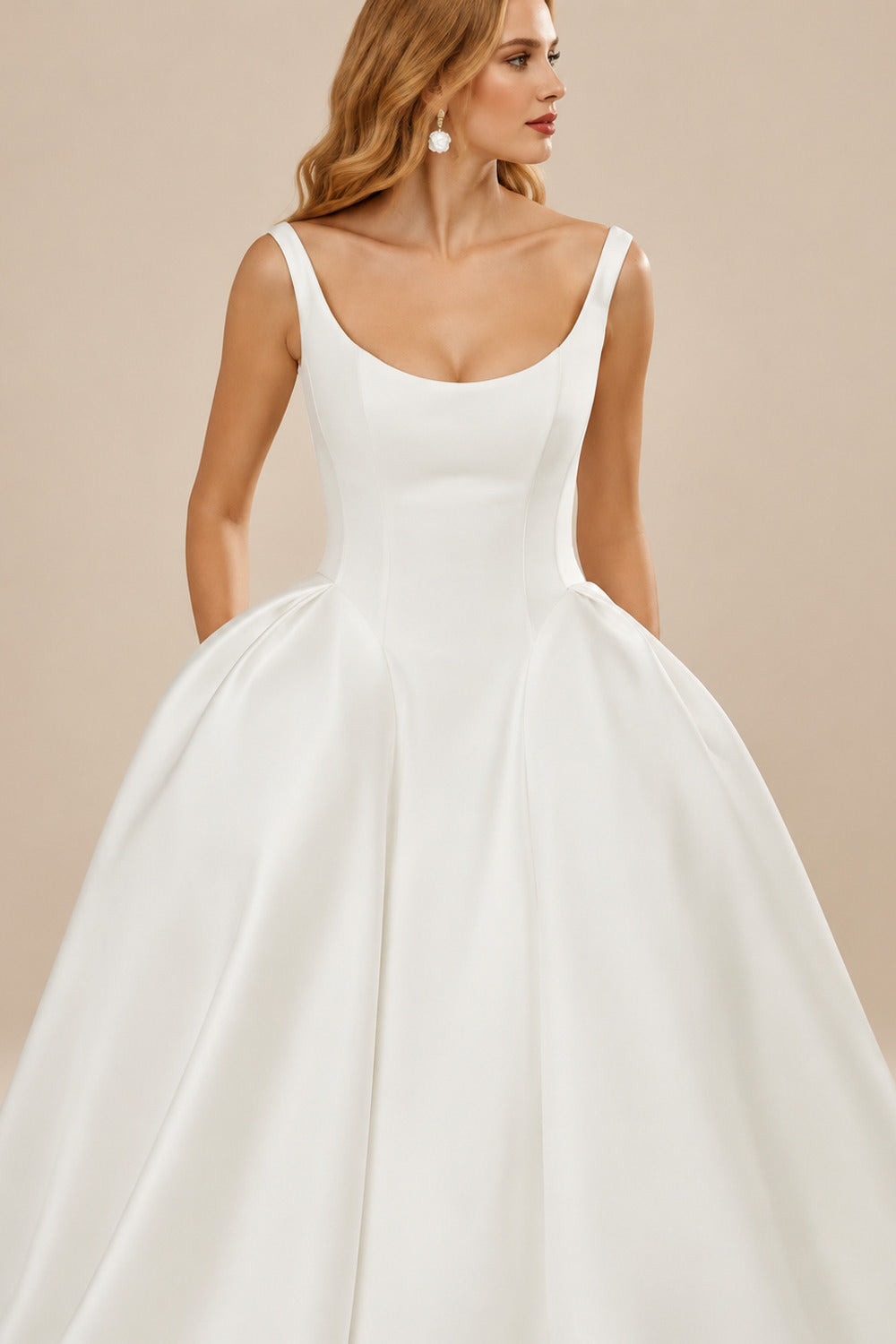 Rutipo Ivory Ball-Gown Scoop Neck Sleeveless Court Train Tulle/Twill Satin Wedding Dresses