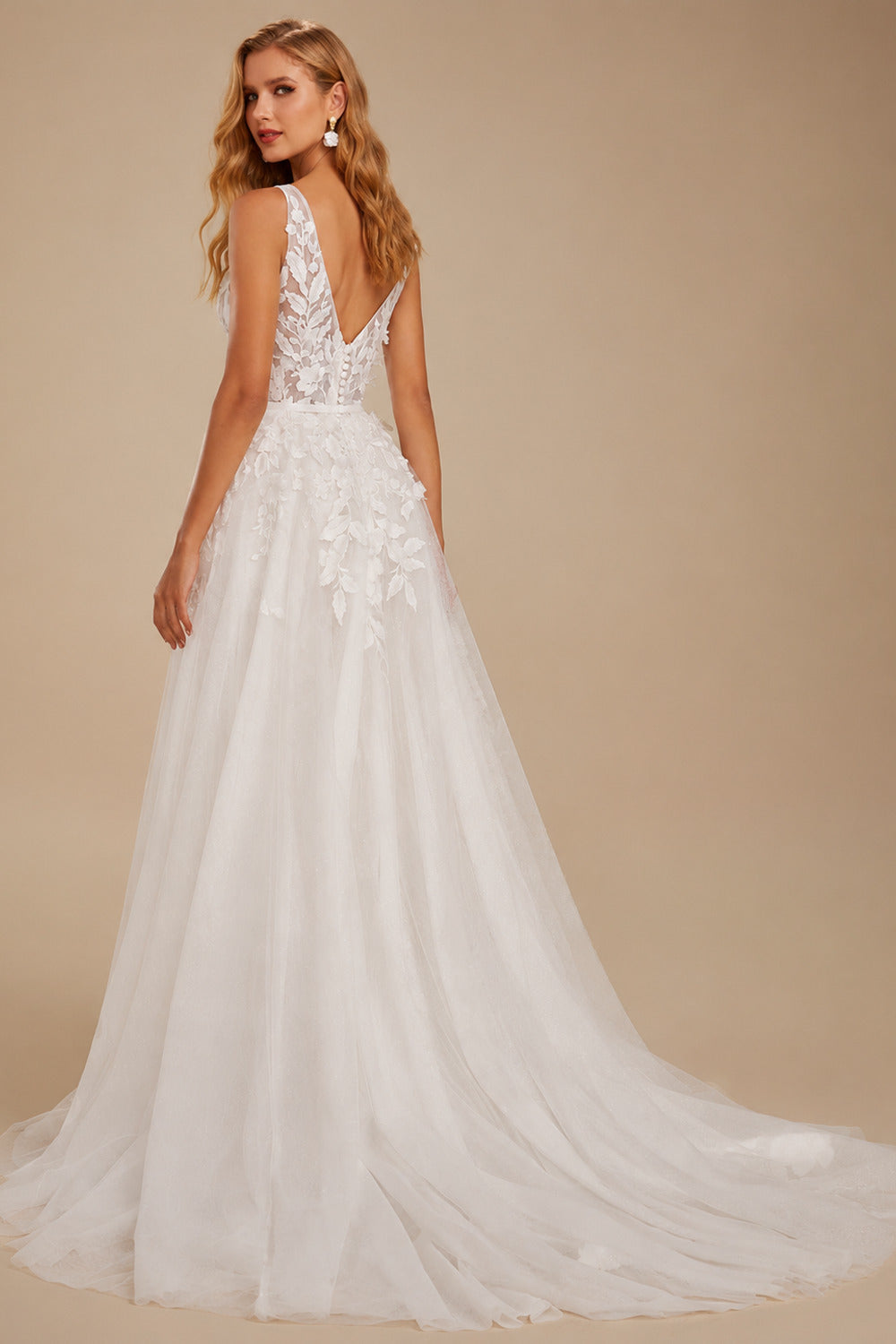 Rutipo Ivory A-Line Plunge Neck Sleeveless Court Train Chiffon/Tulle Wedding Dresses With Appliques Lace