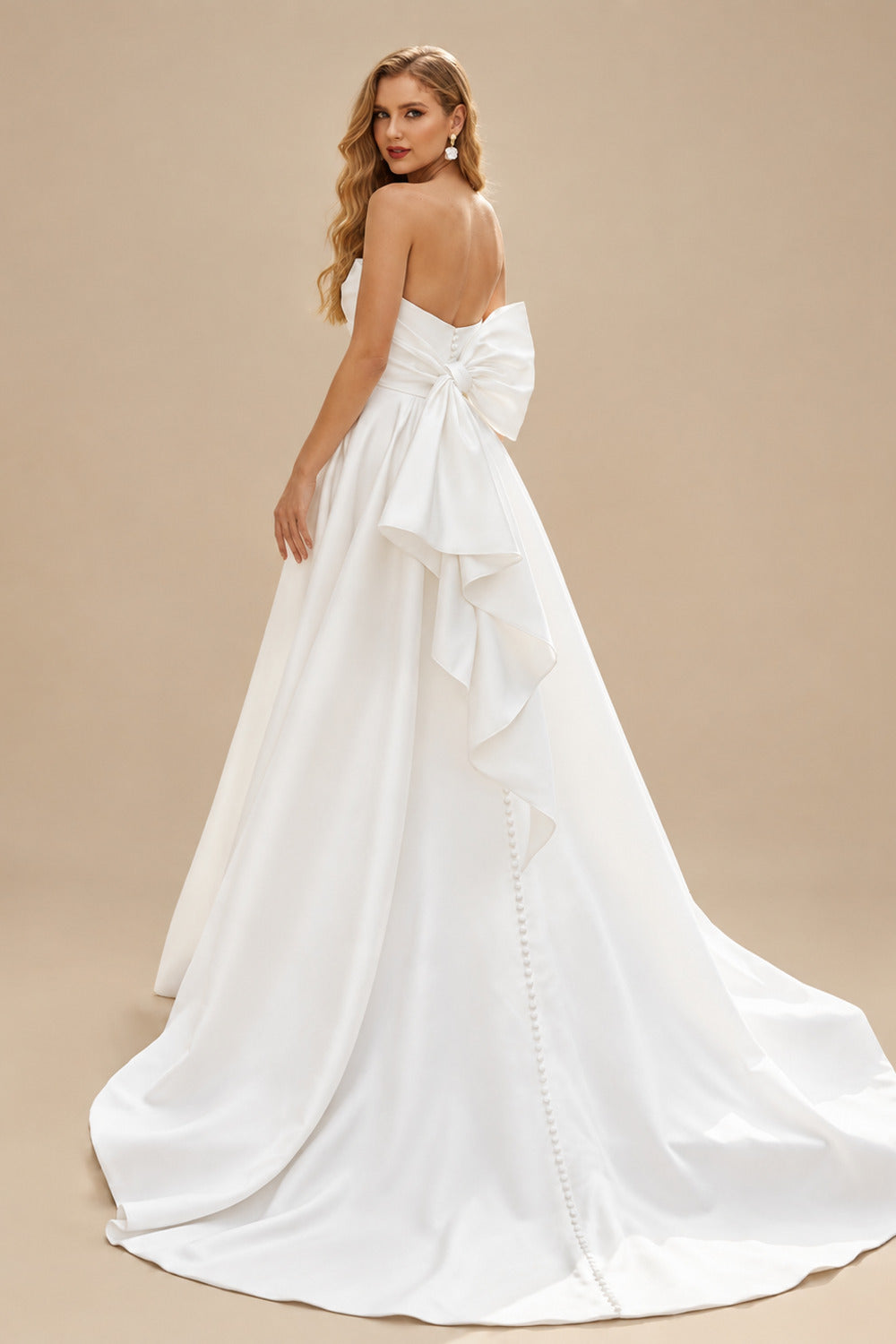 Rutipo White Ball-Gown Strapless Sleeveless Chapel Train Satin BRIDE With Bow Wedding Dress