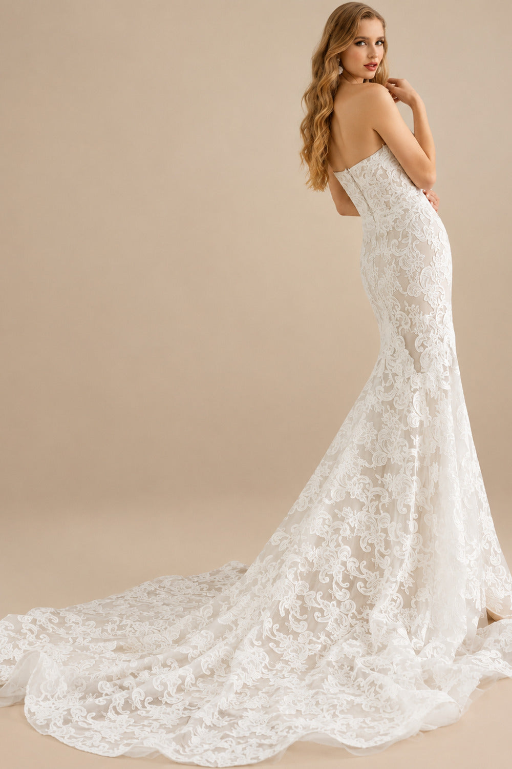 Rutipo As Picture Trumpet/Mermaid Sweetheart Sleeveless Chapel Train Lace Wedding Dress With Lace