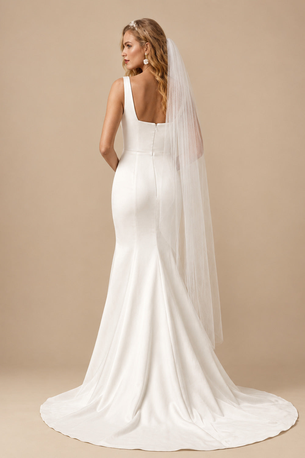 Rutipo Ivory Elegant Square Neckline Sleeveless Mermaid Sweep Train Satin Wedding Dresses