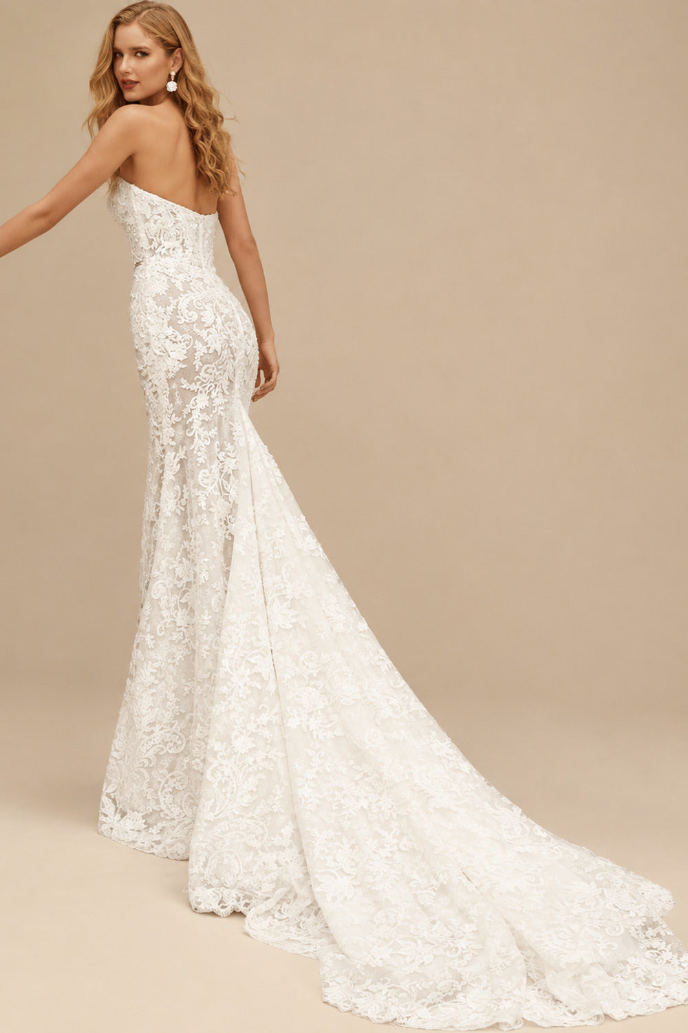 Rutipo Ivory A-Line Sweetheart Sleeveless Chapel Train Lace/Tulle Wedding Dress With Beading/Flower(s)