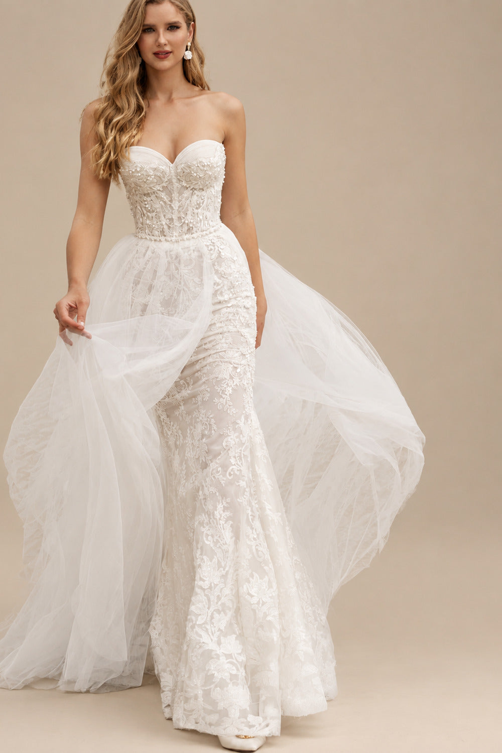 Rutipo Ivory A-Line Sweetheart Sleeveless Chapel Train Lace/Tulle Wedding Dress With Beading/Flower(s)