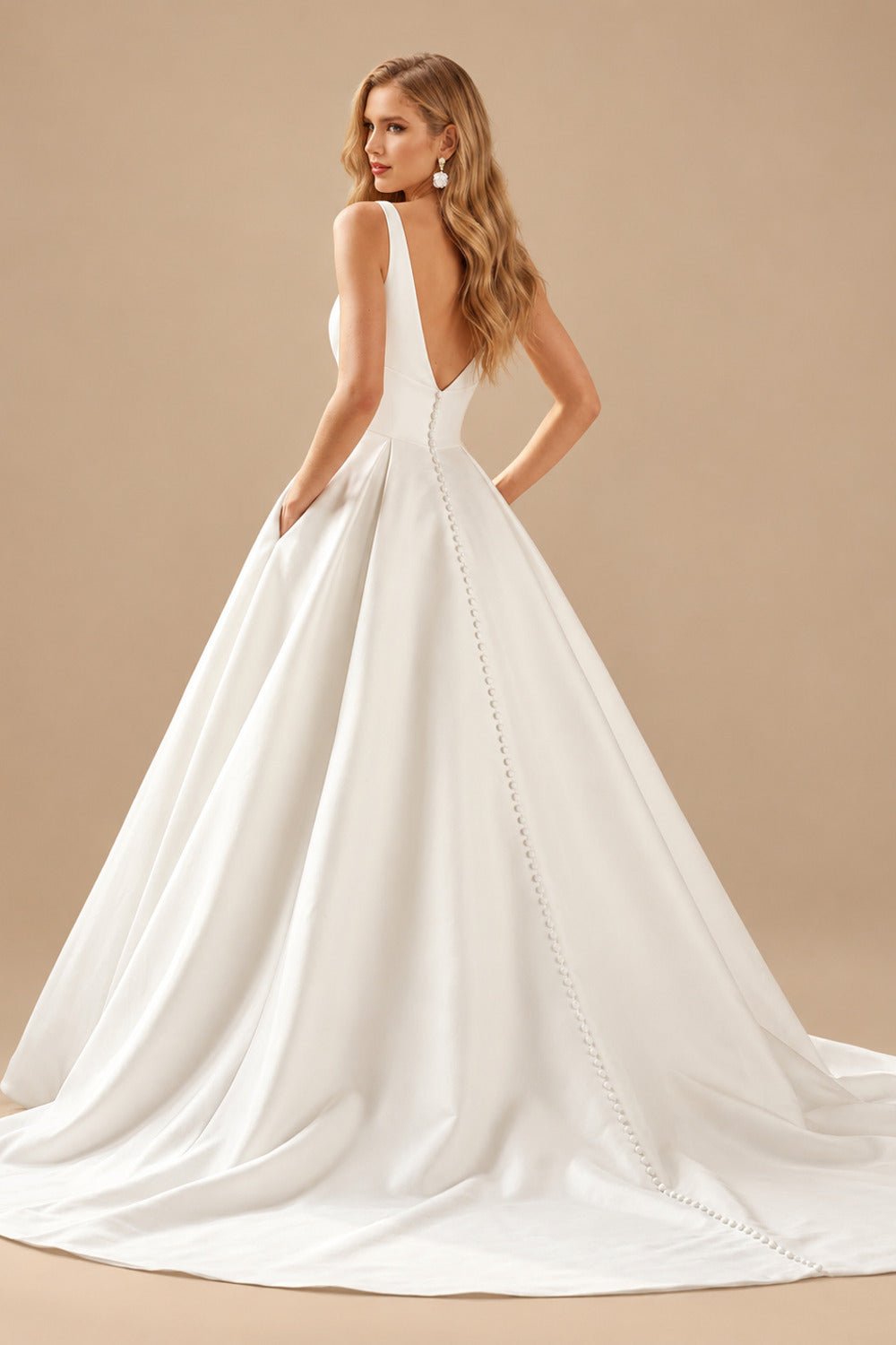 Rutipo Ivory Ball-Gown Square Neckline Sleeveless Court Train Satin Wedding Dresses With Pockets