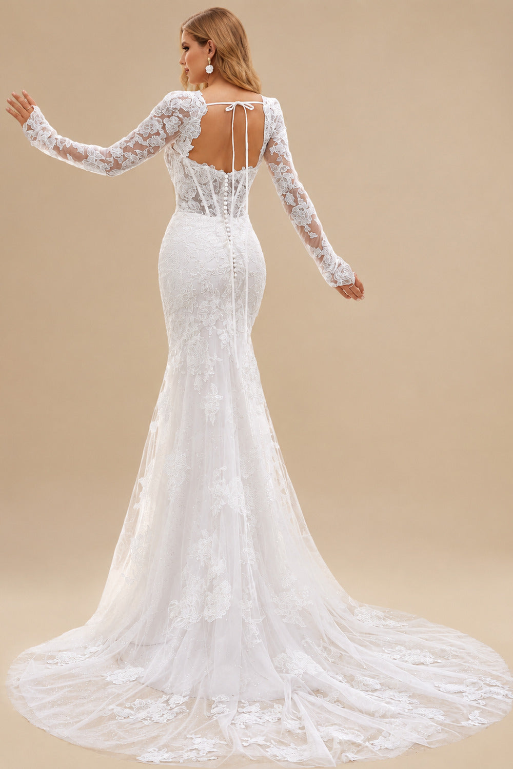 Rutipo White Trumpet/Mermaid Sweetheart Long Sleeves Court Train Elastic Satin Wedding Dresses With Appliques Lace