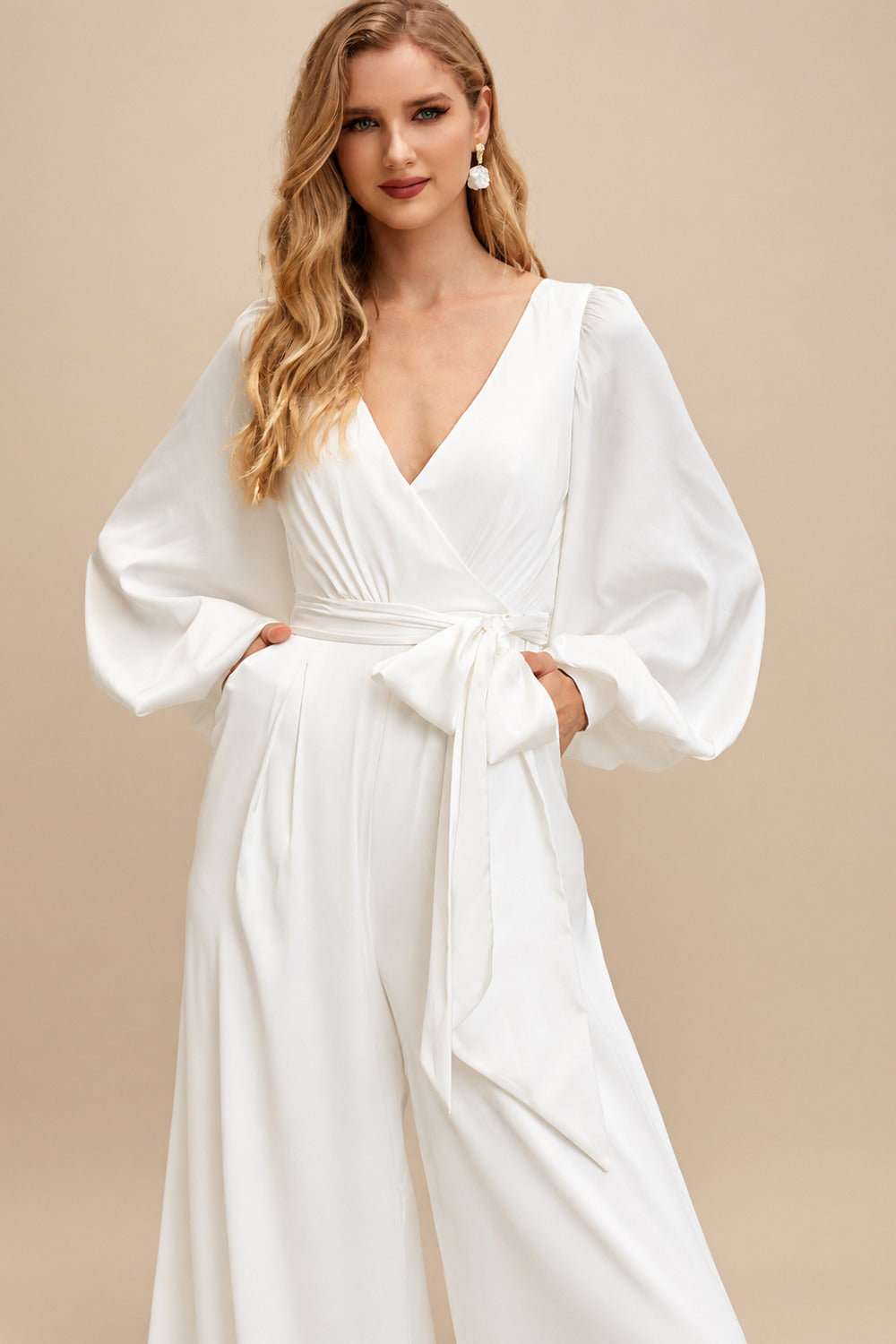 Rutipo Ivory Jumpsuit/Pantsuit V-Neck Long Sleeves Ankle-Length Stretch Satin Wedding Dresses