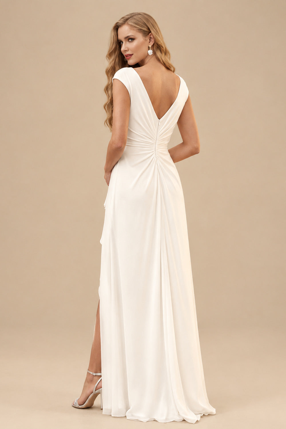 Rutipo Ivory Sheath/Column Scoop Neck Sleeveless Floor-Length Chiffon Wedding Dresses With Ruffle/High Split